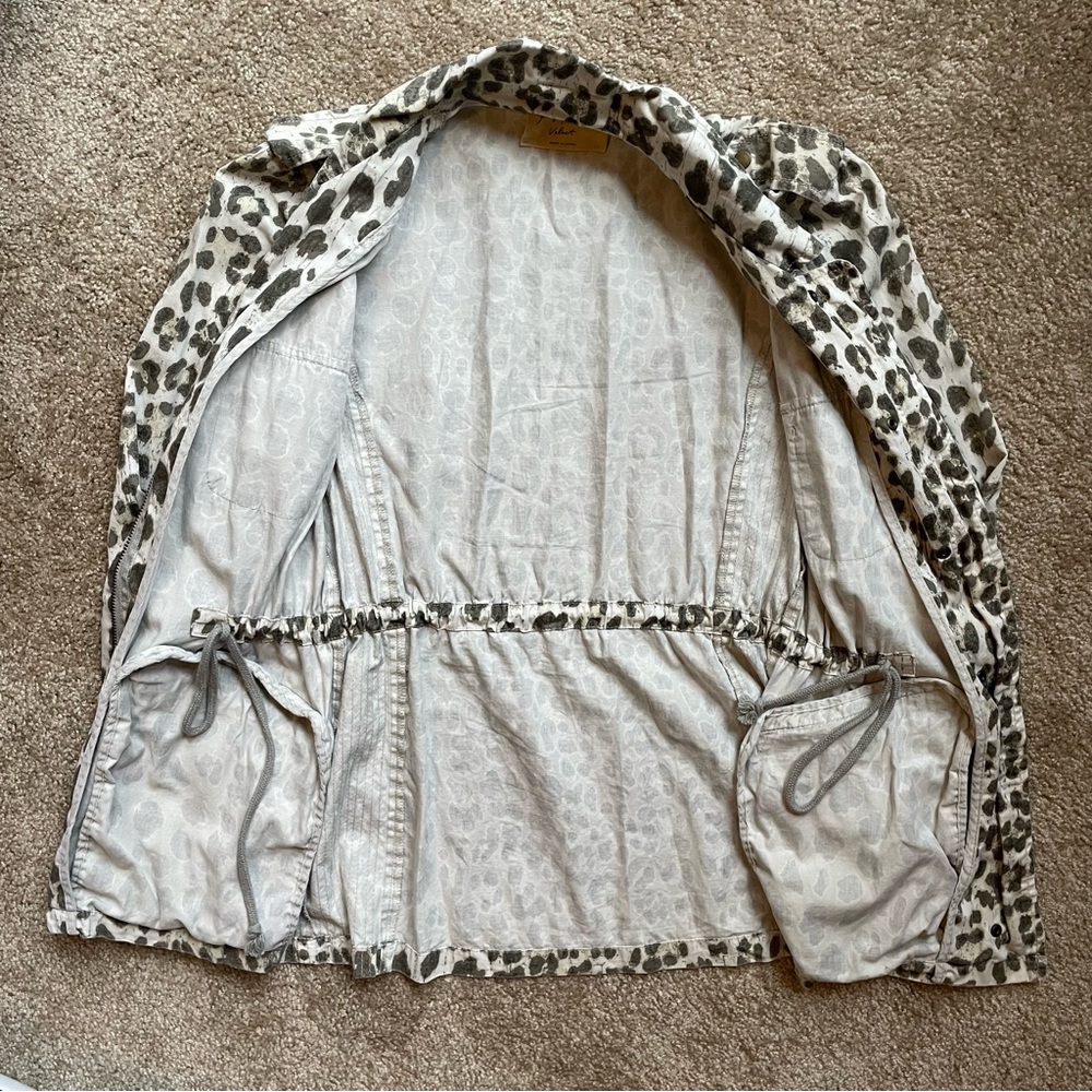 Leopard Utility Jacket - Picture 4 of 8